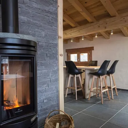 Arc 2000 Modern Holiday home *